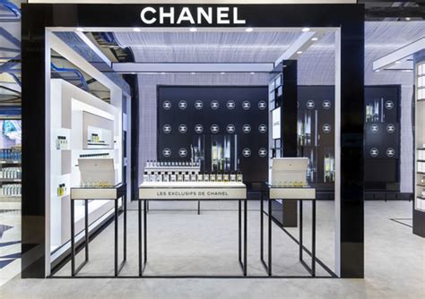 chanel barcelona airport.